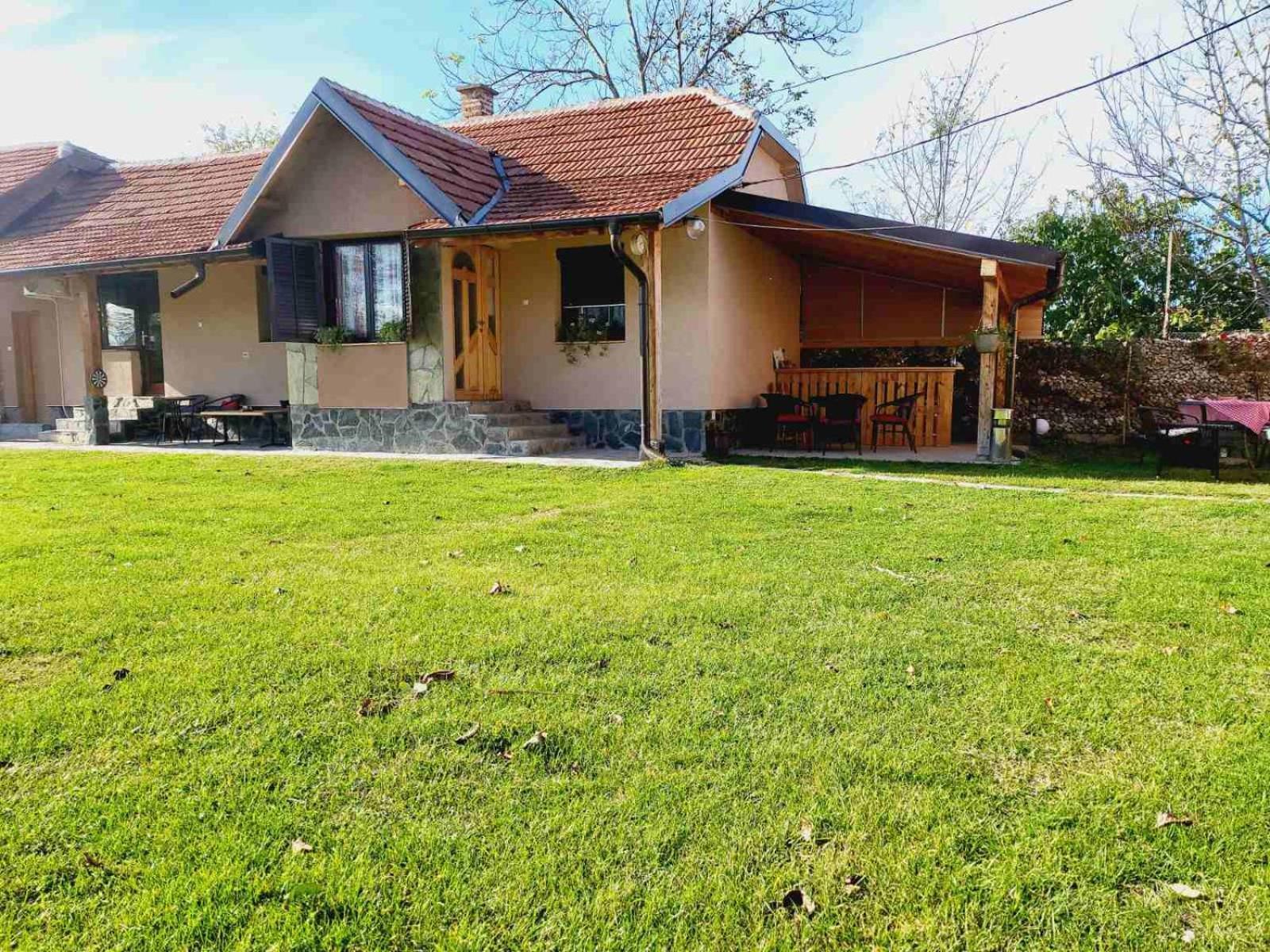 Dvor Villa Donja Toponica Buitenkant foto